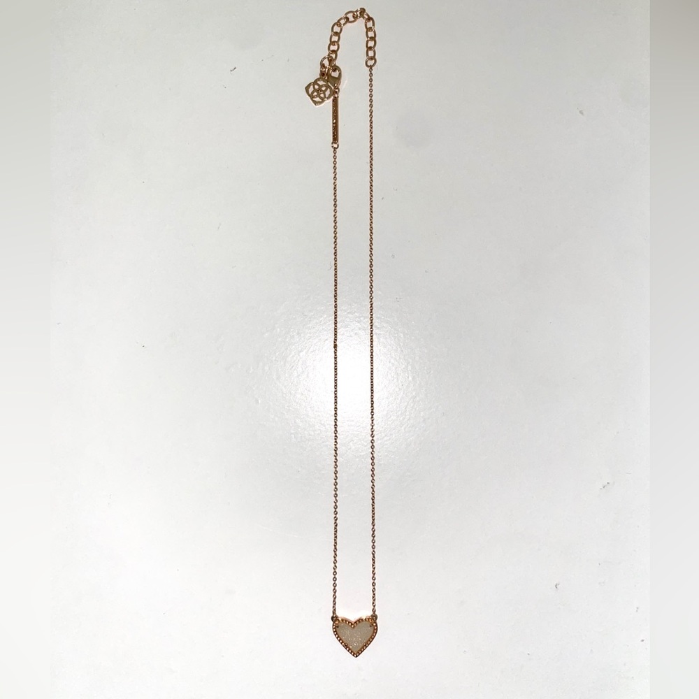 Kendra Scott Heart Rose Gold Necklace